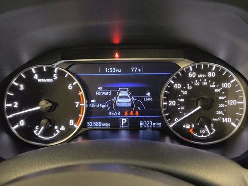 Used 2024 Nissan Altima 2.5 SV image 23