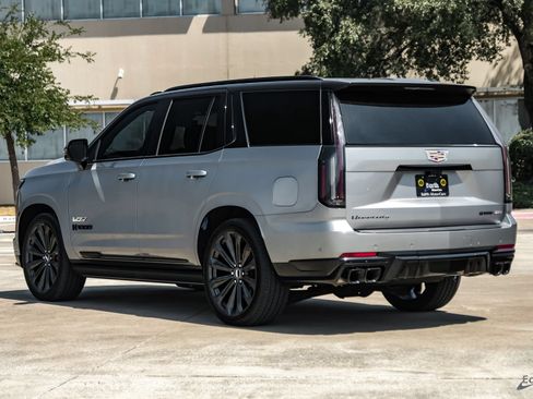 Used 2025 Cadillac Escalade V w/ LPO, Floor Liner Package AWD/4WD image 9
