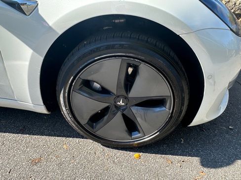 Used 2018 Tesla Model 3 Long Range image 15