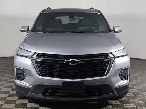 Used 2023 Chevrolet Traverse LT w/ Midnight/Sport Edition image 9