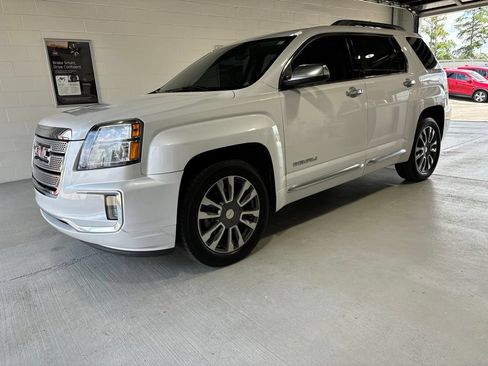 Used 2017 GMC Terrain Denali AWD/4WD image 1