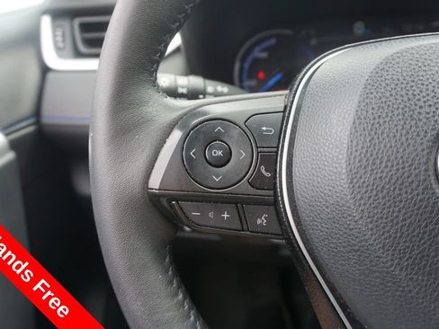 Used 2020 Toyota RAV4 XSE AWD/4WD image 4