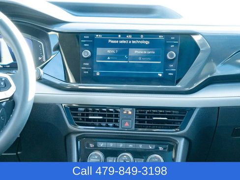 Used 2022 Volkswagen Taos SEL image 29