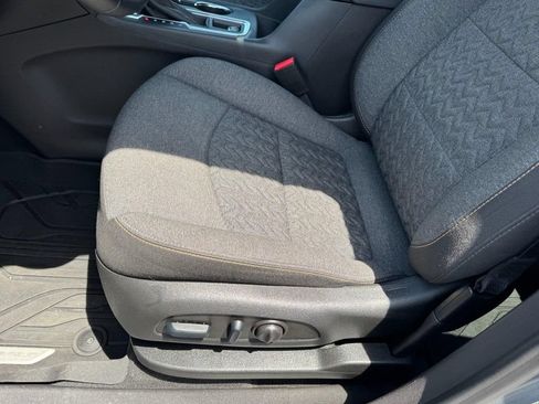 Used 2024 Chevrolet Equinox LT w/ LPO, Floor Liner Package FWD image 14