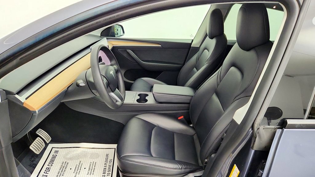 Used 2022 Tesla Model Y Performance AWD/4WD image 24