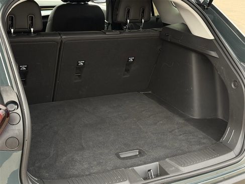 Used 2025 Chevrolet Trax LT image 24