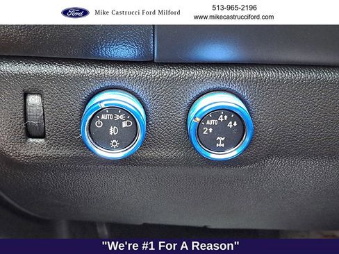 Used 2015 GMC Canyon SLT image 19