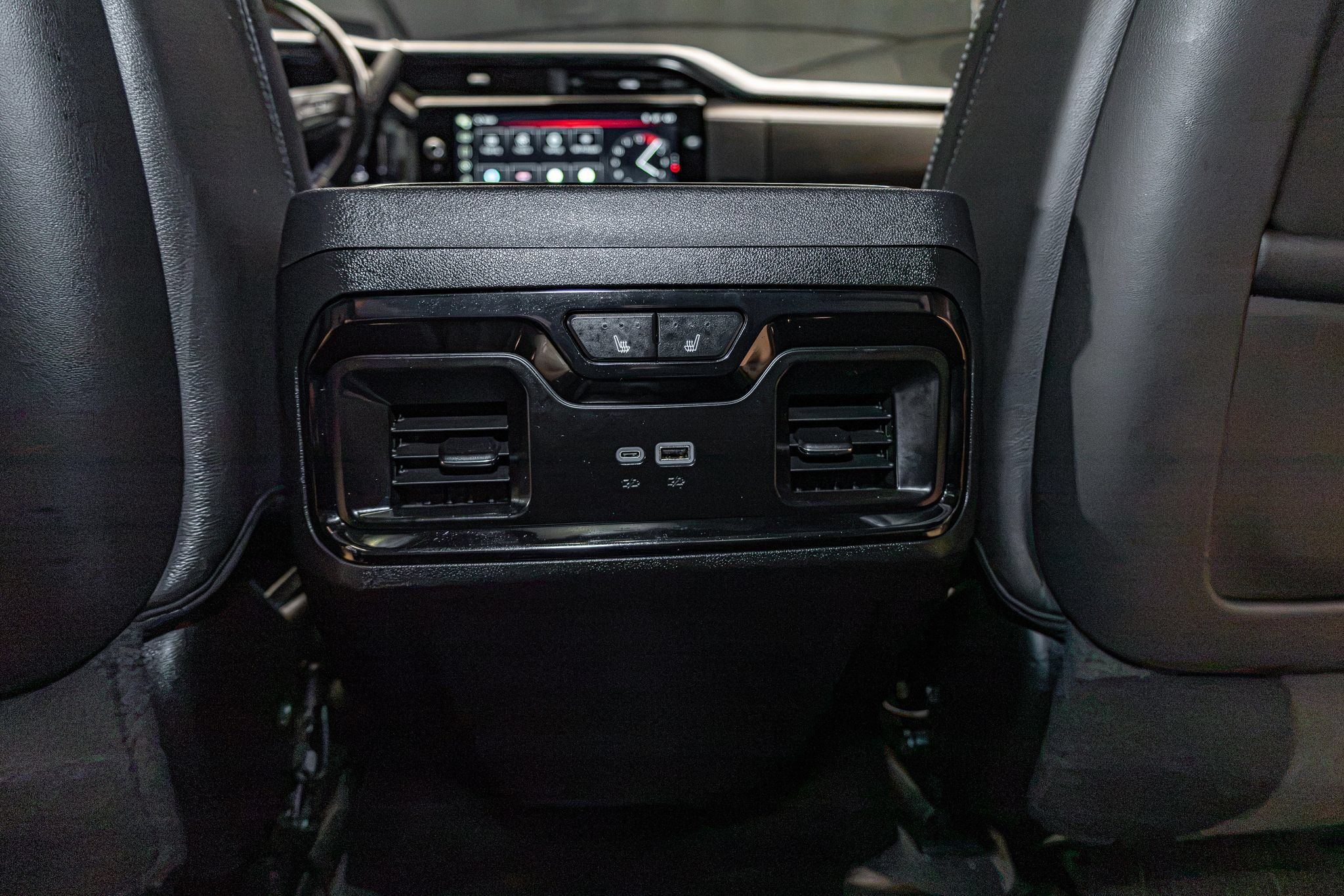 Used 2024 GMC Sierra 2500 AT4X AWD/4WD image 33