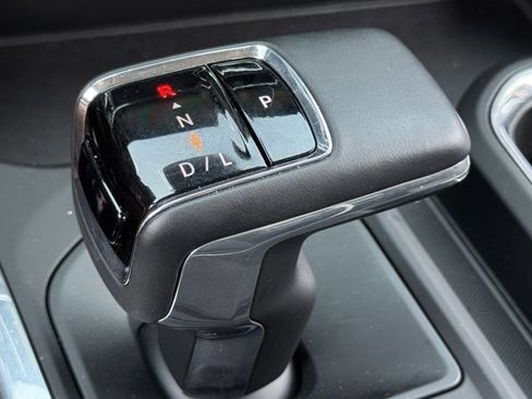 Used 2025 Chevrolet Silverado 1500 LT Trail Boss w/ Convenience Package II AWD/4WD image 18