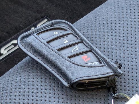 Used 2023 Lexus RZ 450e Premium image 38