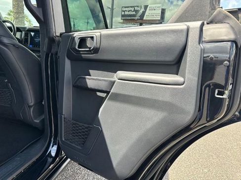 Certified 2025 Ford Bronco Badlands AWD/4WD image 22