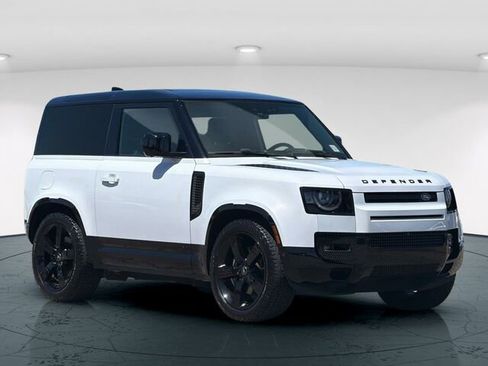Used 2023 Land Rover Defender 90 V8 AWD/4WD image 9