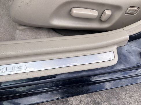 Used 2002 Lexus ES 330 image 12