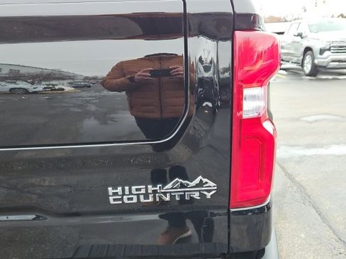 Certified 2023 Chevrolet Silverado 1500 High Country w/ High Country Premium Package image 10