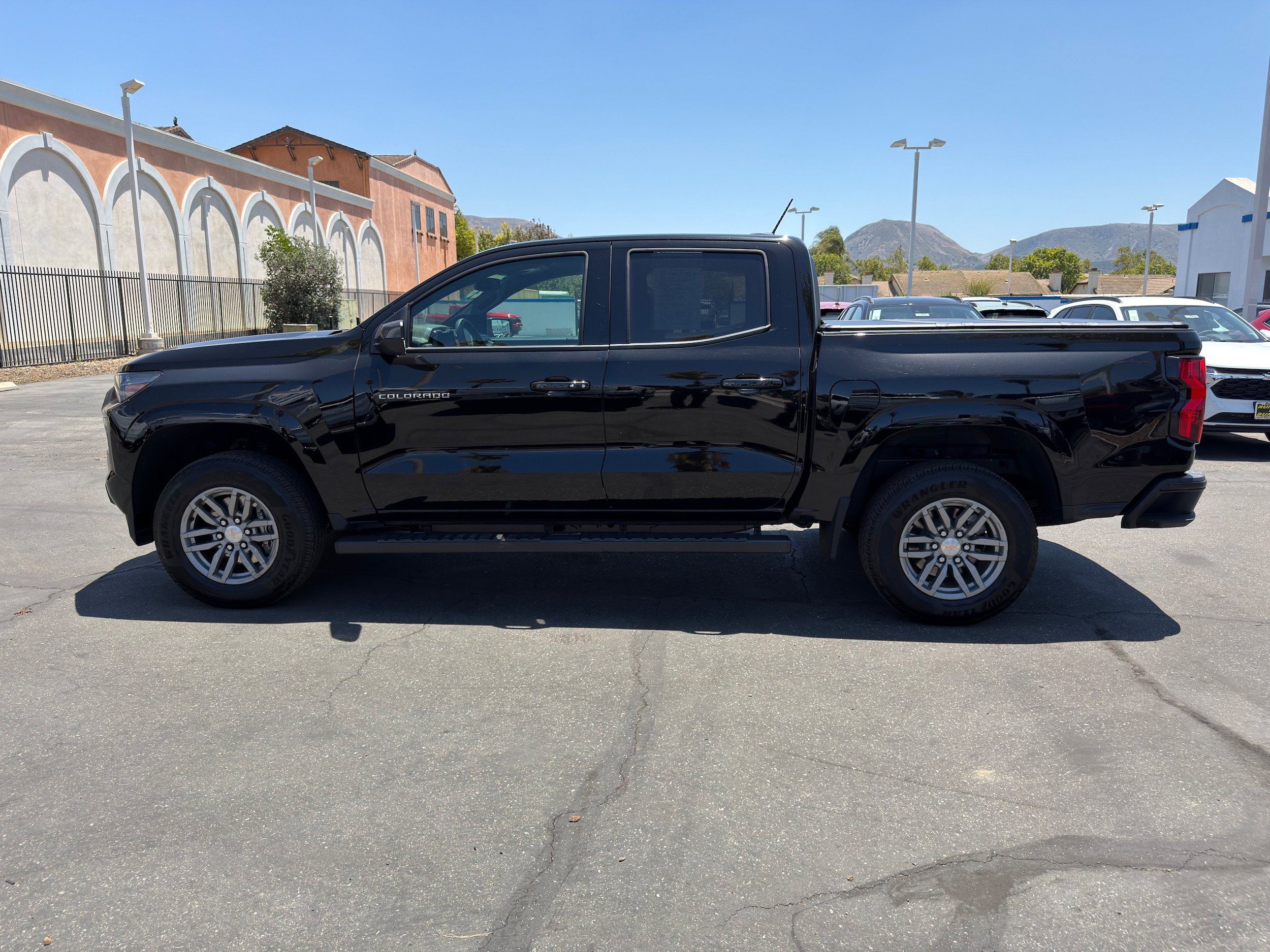 Used 2026 Chevrolet Colorado LT RWD image 5