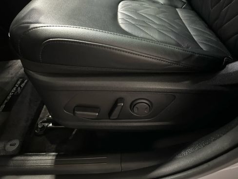 Used 2025 Kia Sportage X-Line w/ Premium Package image 10