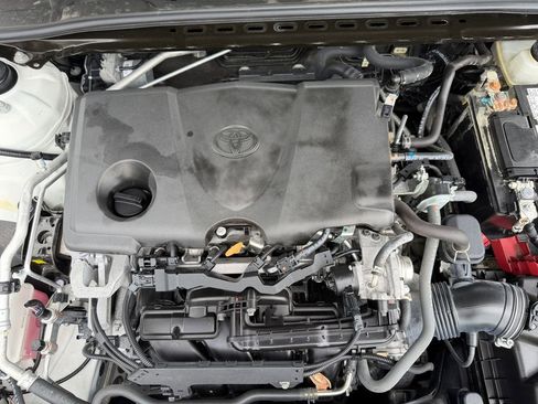 Used 2021 Toyota Camry SE FWD image 20