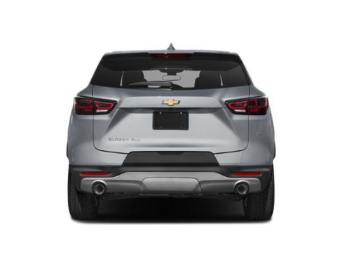 Used 2025 Chevrolet Blazer LT FWD image 8