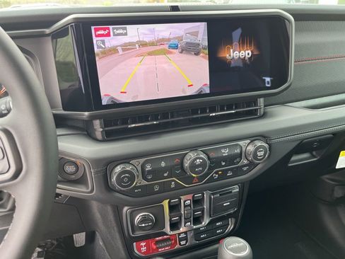 New 2026 Jeep Gladiator Rubicon image 9