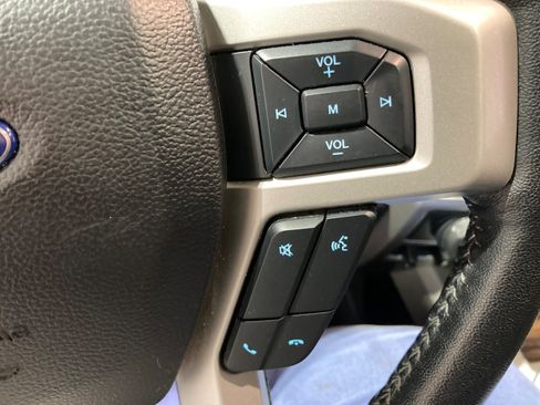 Used 2018 Ford F150 Lariat AWD/4WD image 31
