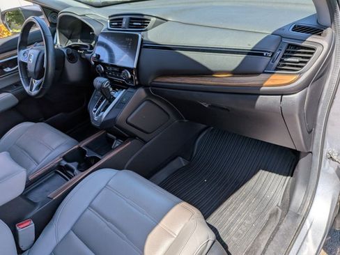 Used 2018 Honda CR-V Touring image 21