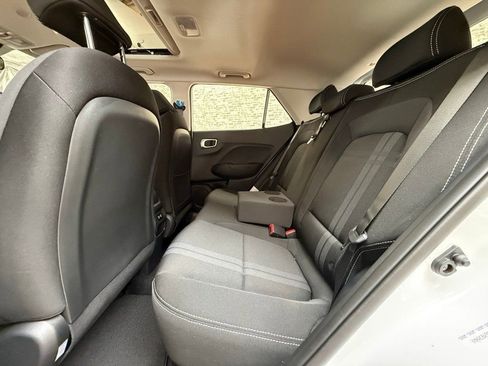 New 2026 Hyundai Venue SEL FWD image 9
