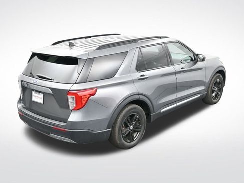 Used 2023 Ford Explorer XLT w/ Equipment Group 202A image 21