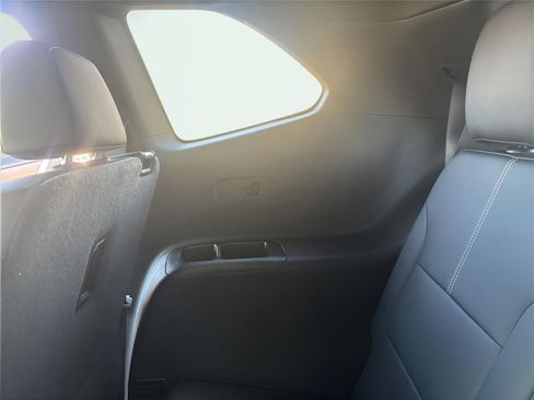 Certified 2024 GMC Acadia Elevation image 30