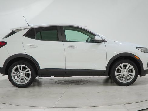 Used 2021 Buick Encore GX Preferred w/ Cold Weather Comfort Package AWD/4WD image 12