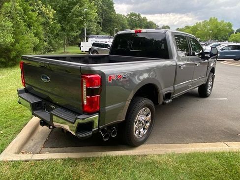 Used 2025 Ford F250 Lariat w/ Lariat Ultimate Package AWD/4WD image 33