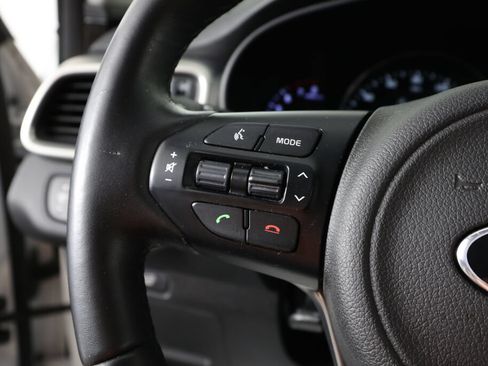 Used 2018 Kia Sorento EX AWD/4WD image 33