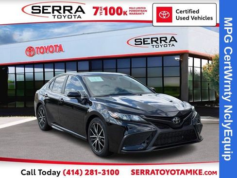 Used 2023 Toyota Camry SE FWD image 1