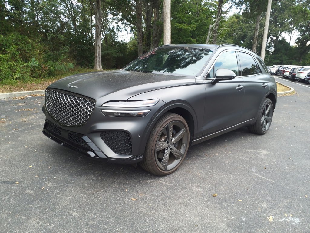 Used 2024 Genesis GV70 3.5T Sport w/ Sport Advanced Package AWD/4WD image 3