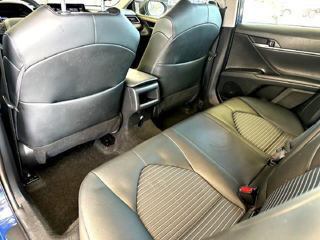 Certified 2023 Toyota Camry SE FWD image 18