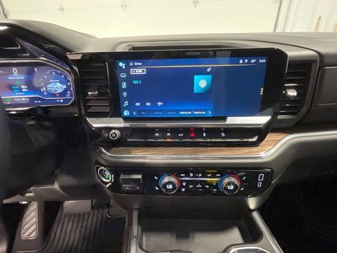 Used 2023 Chevrolet Silverado 1500 RST w/ Convenience Package II image 31