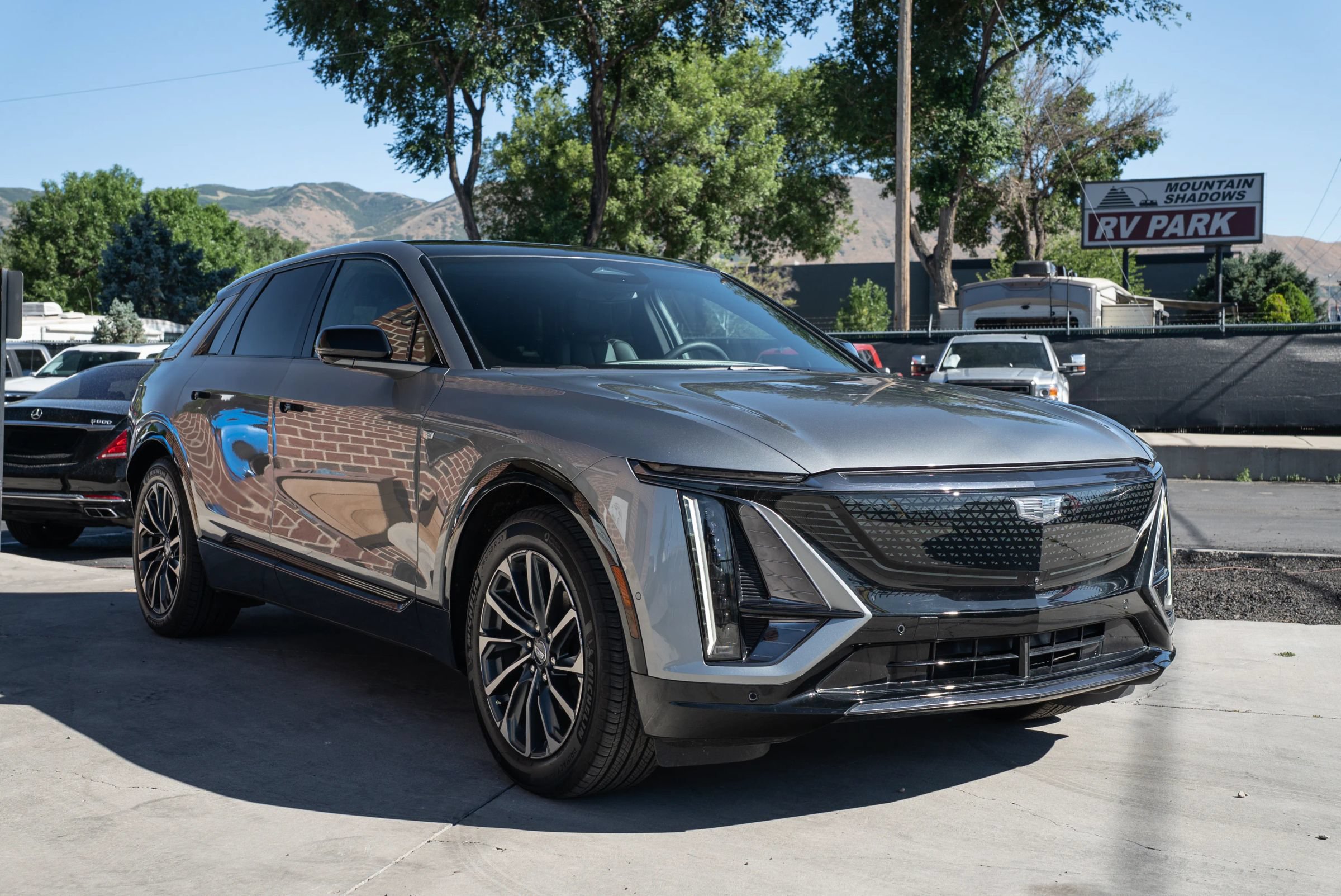 Used 2025 Cadillac Lyriq Sport AWD/4WD image 11