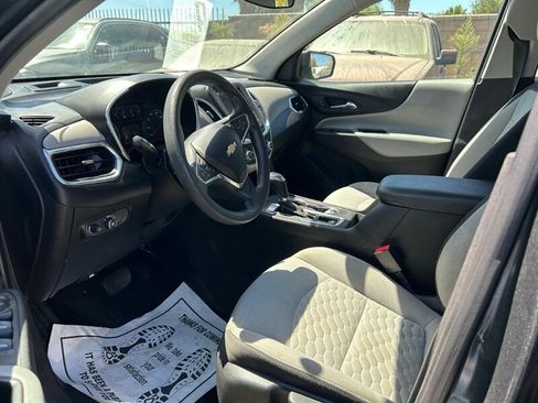 Used 2021 Chevrolet Equinox LS FWD image 25