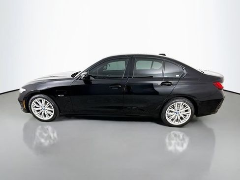 Used 2023 BMW 330e xDrive w/ Driving Assistance Package AWD/4WD image 4