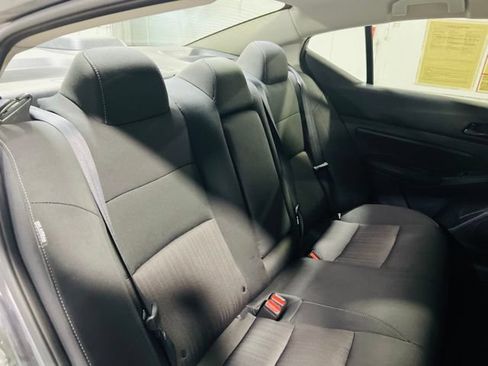 Used 2025 Nissan Altima 2.5 S FWD image 32