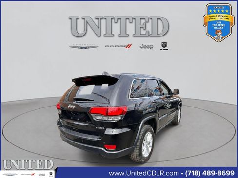 Used 2022 Jeep Grand Cherokee Laredo E w/ Security & Convenience Group image 3