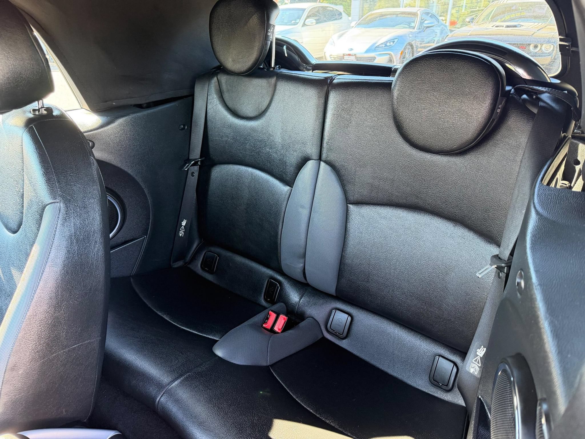 Used 2010 MINI Cooper Convertible FWD image 14