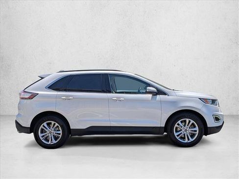Used 2015 Ford Edge SEL w/ Equipment Group 201A FWD image 4
