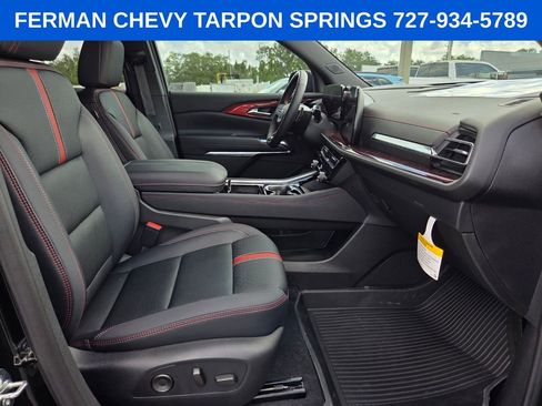 New 2026 Chevrolet Traverse RS w/ LPO, Floor Liner Package FWD image 19