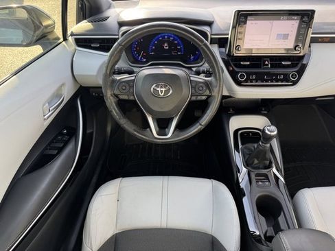 Used 2020 Toyota Corolla XSE image 14