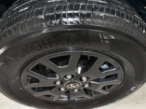 Certified 2025 Toyota 4Runner SR5 image 9