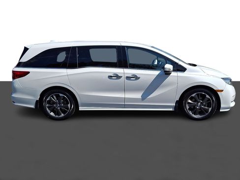 Certified 2024 Honda Odyssey Elite image 7