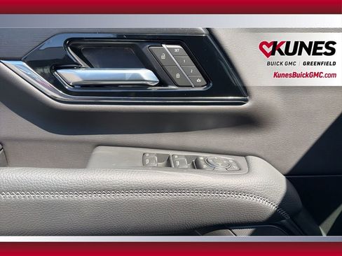 New 2026 GMC Yukon XL Denali w/ Denali Reserve Package image 20