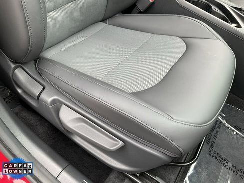 Used 2024 Kia Niro EX Touring image 63