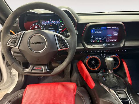 Used 2023 Chevrolet Camaro SS image 11