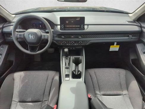 Certified 2025 Honda Accord SE image 13